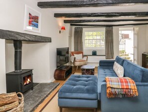 Living area - Old Farm Cottage Skelwith Fold (Ambleside)