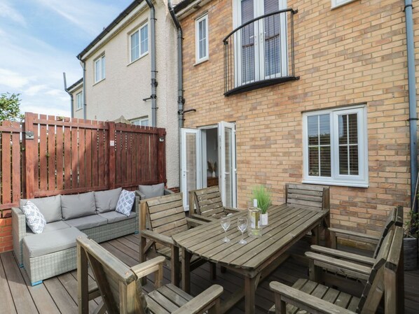 Outdoor dining - Brucap Cottage, Beadnell. 3bed (Chathill)
