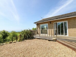 Terrace/patio - Swallows: A Charming Retreat in Ventnor (Ventnor)