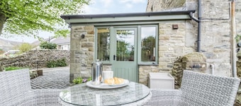The Friendly Room, Austwick