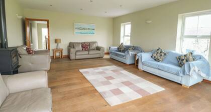 Chapel House, Llanddeusant