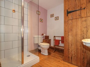 Shower - The Wagon House, Bicknoller (Taunton)