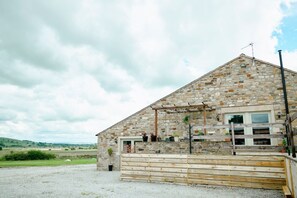 Property grounds - Penyghent View , Rathmell (Settle)