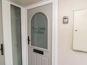 Interior - THE OLDE STABLES, WiFi, open-plan, Warkworth (Morpeth)