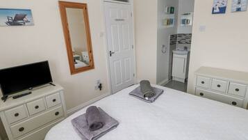 3 bedrooms, WiFi