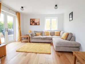 Living area - Chynoweth House, Cubert, 4bed. (Newquay)