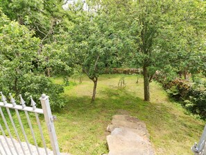 Property grounds - Trewrach Cottage, Dinas Cross (Newport)