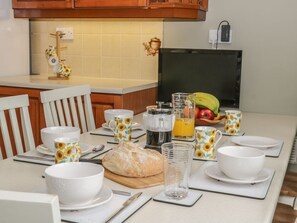 Dining - Humble Bee Cottage, Hunmanby (United Kingdom)