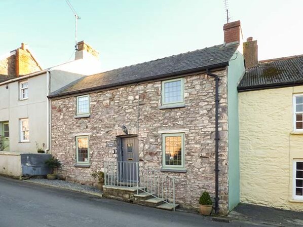 Exterior - Milk Wood Cottage, Laugharne (Carmarthen)