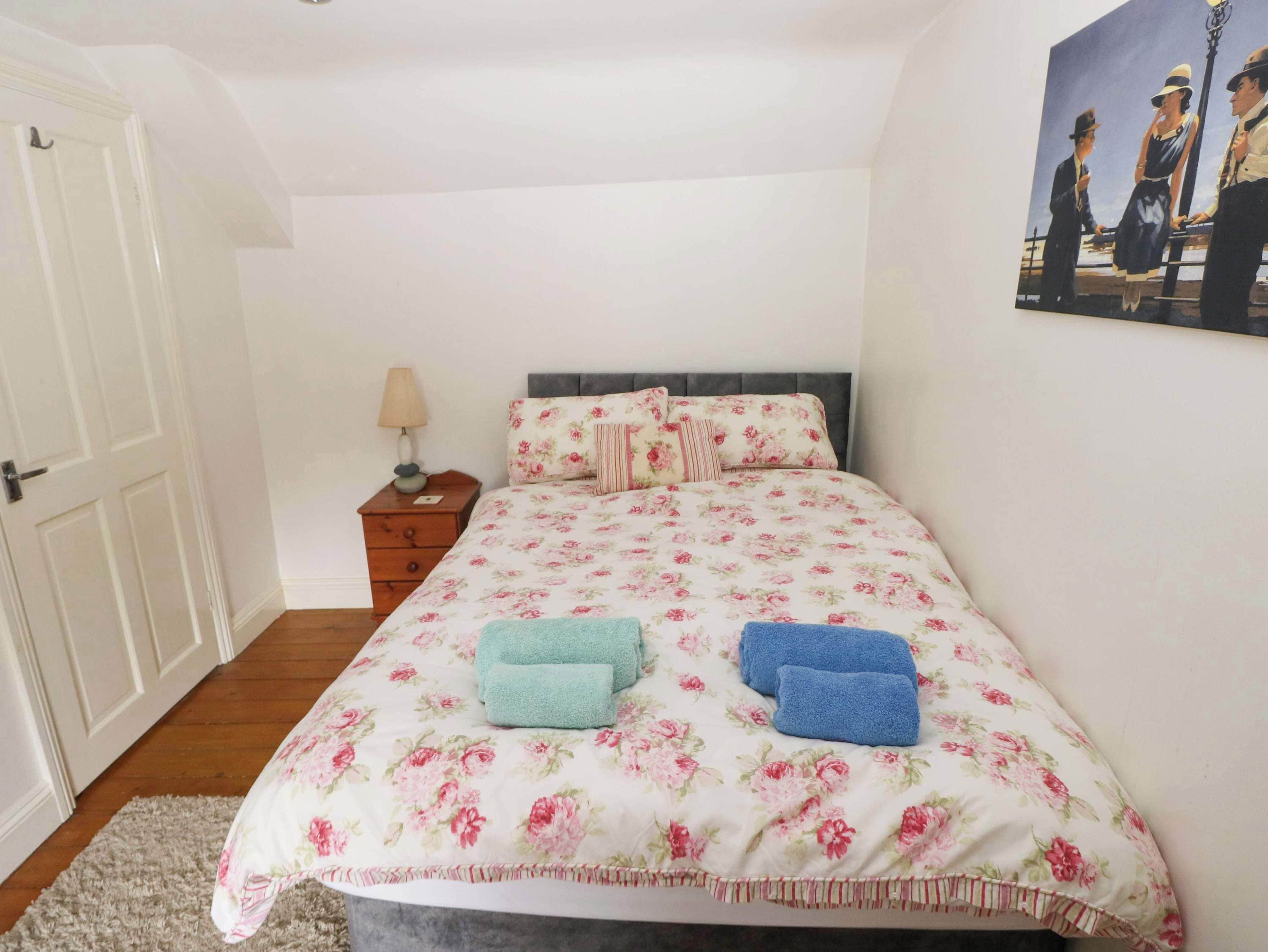 3 bedrooms, WiFi