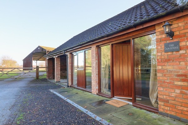 Dovecote Field House Farm