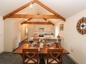 Dining - The Byre is in St Brides Major (Bridgend)