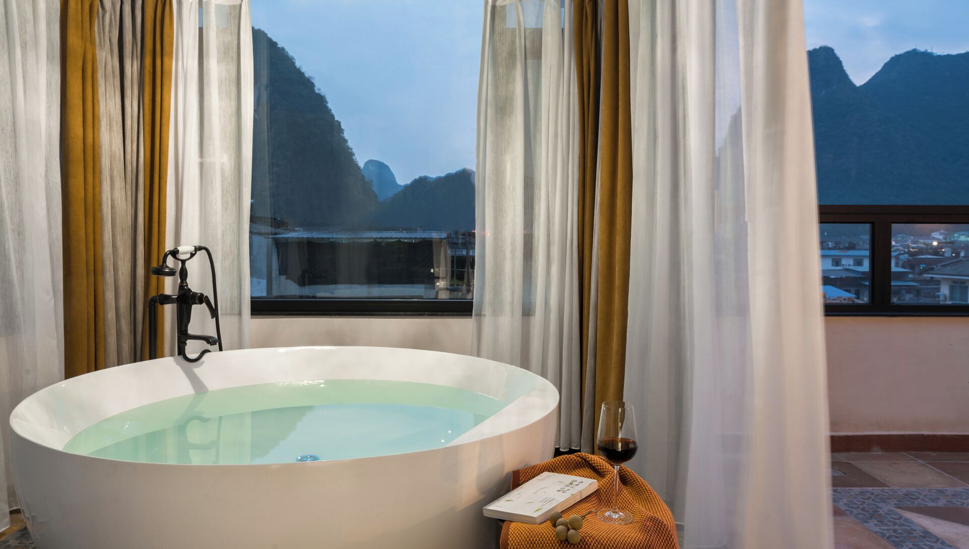 Romantic Double Room, Patio, City View | Bathroom