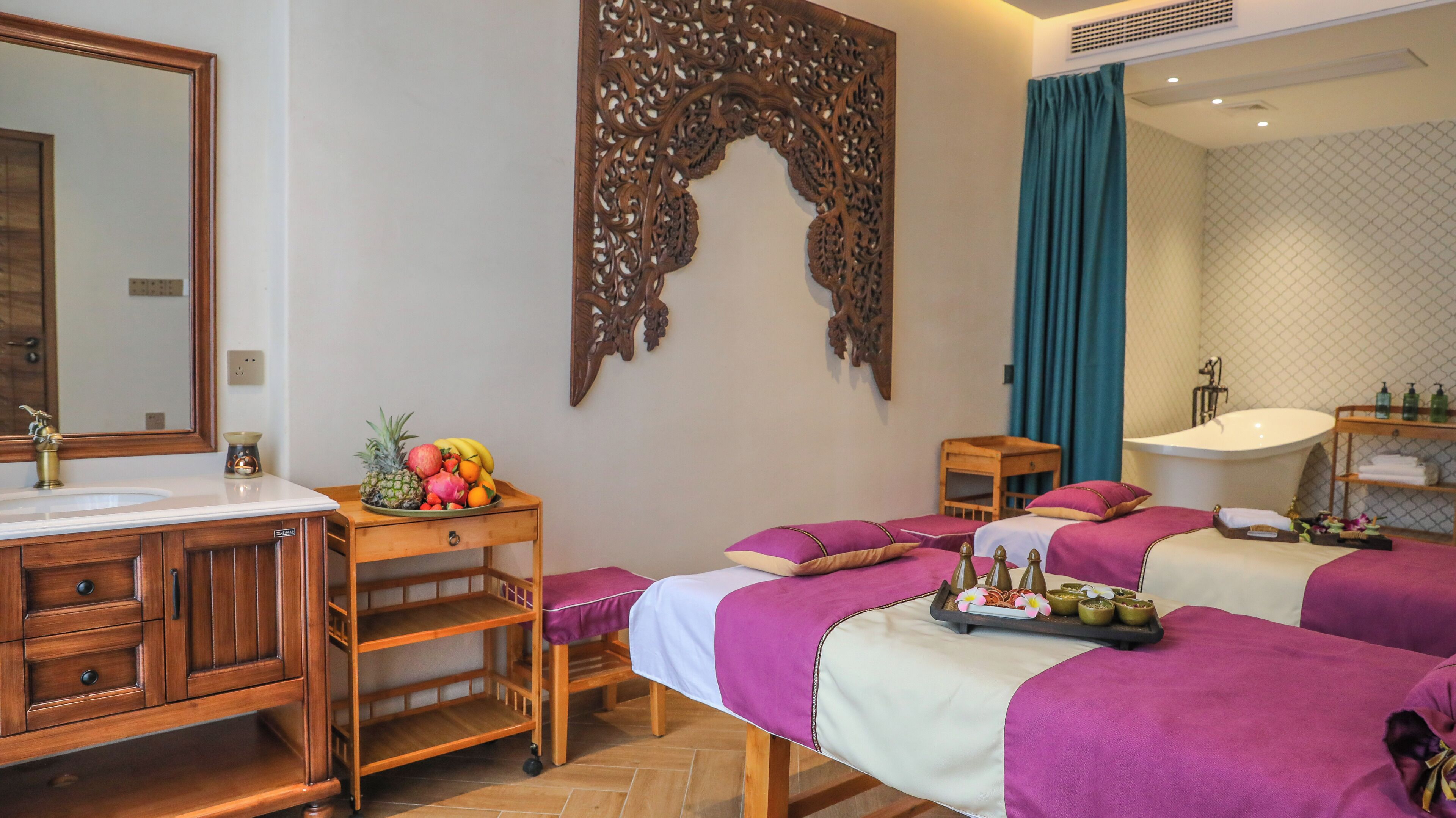 Massage đá nóng, massage Thái, dịch vụ massage 