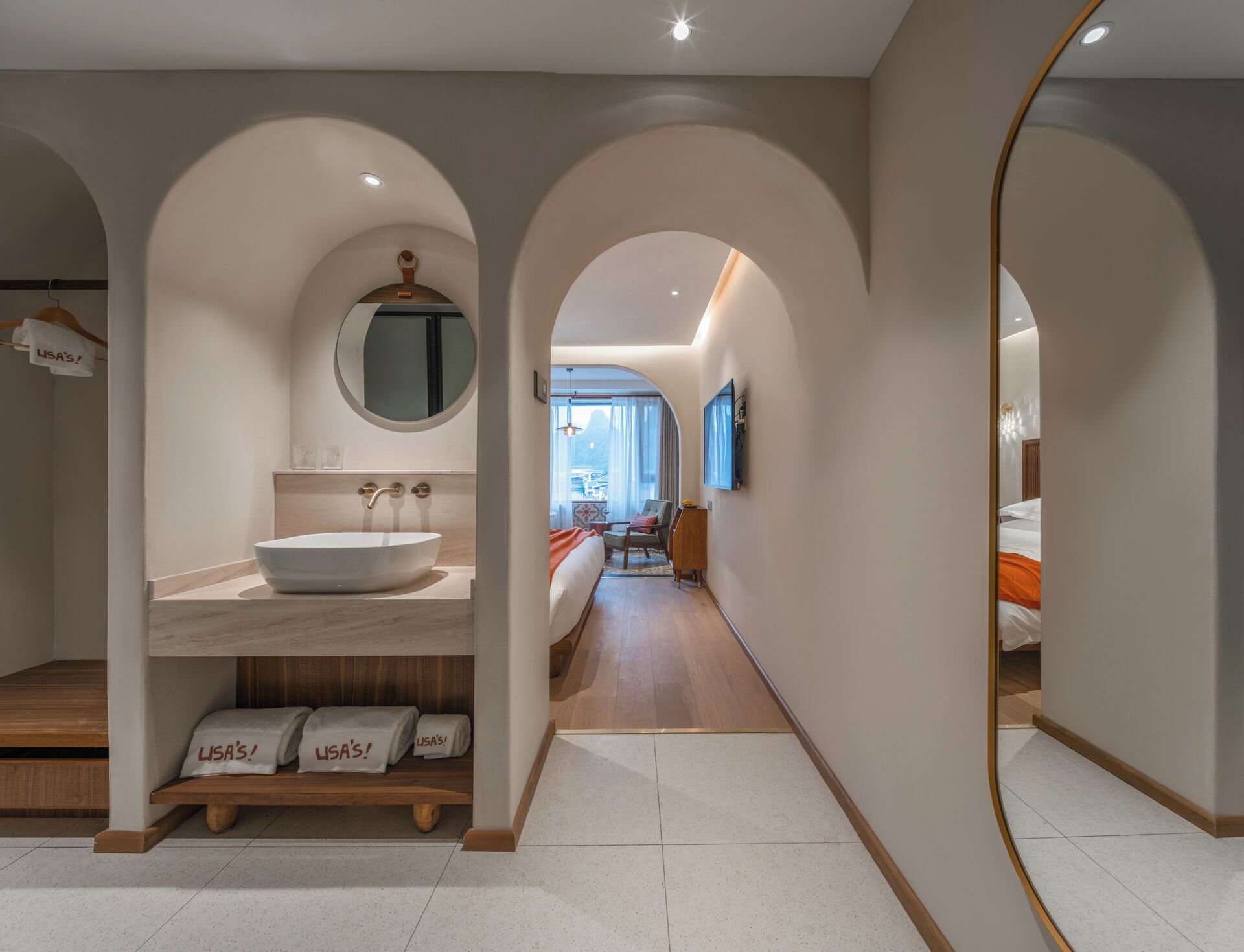 Deluxe Double Room, City View