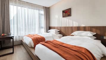 Family Suite, City View | Pemandangan dari bilik