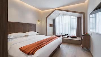 Superior Double Room, City View