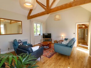 Living area - Petal Cottage, Tuxford (Newark)