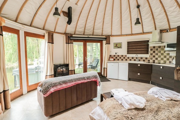 Island Yurt