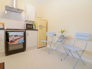 Private kitchen - Malting Cottage, Dawlish (Dawlish)