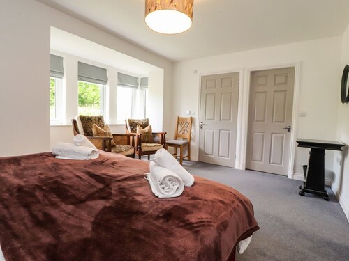 Low Orchard House, Chipping