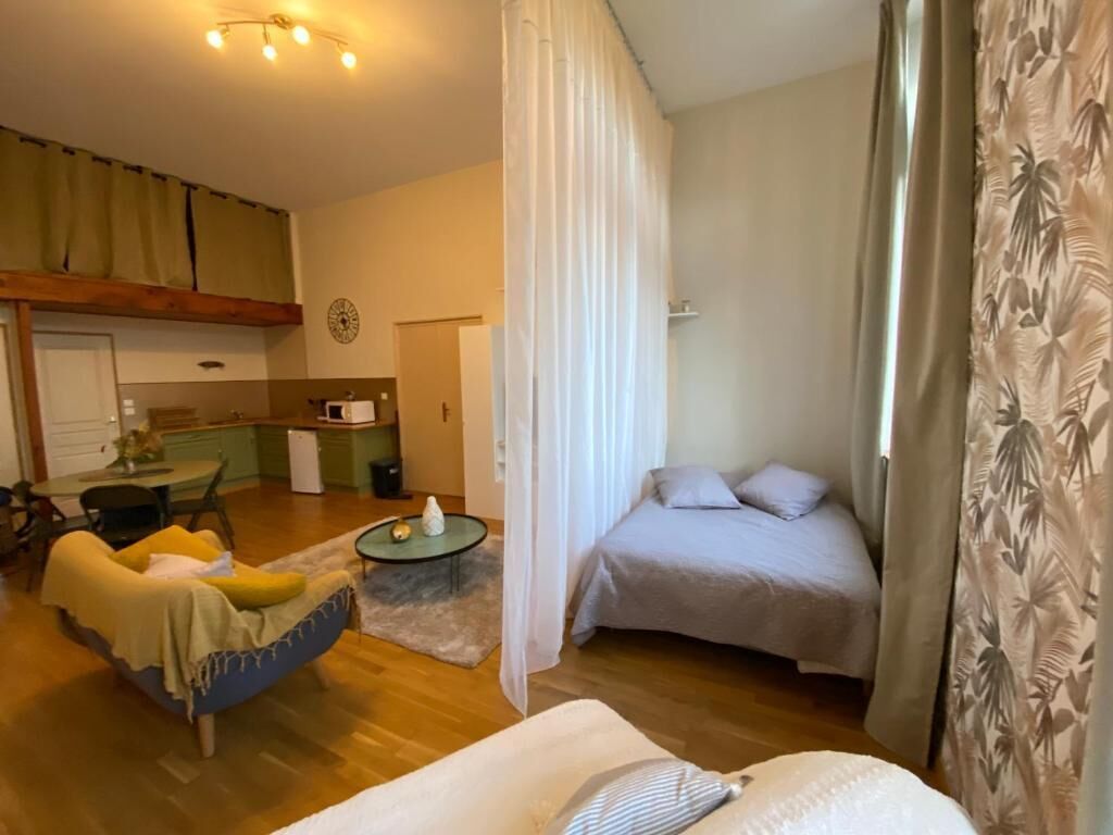 Perhestudio, näköala puistoon