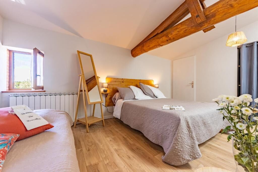 Neljän hengen comfort-huone, näköala puutarhaan