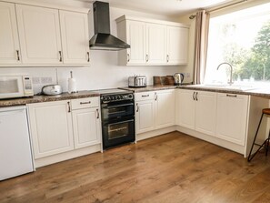 Dishwasher - Marsh Cottage, North Molton (South Molton)