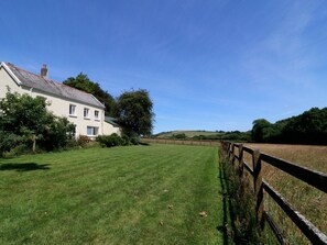 Property grounds - Marsh Cottage, North Molton (South Molton)