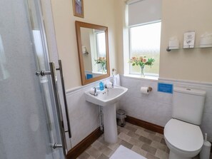 Shower - The Retreat, Embleton (Alnwick)