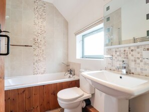 Shower - Shire Cottage, Skipsea (Driffield)