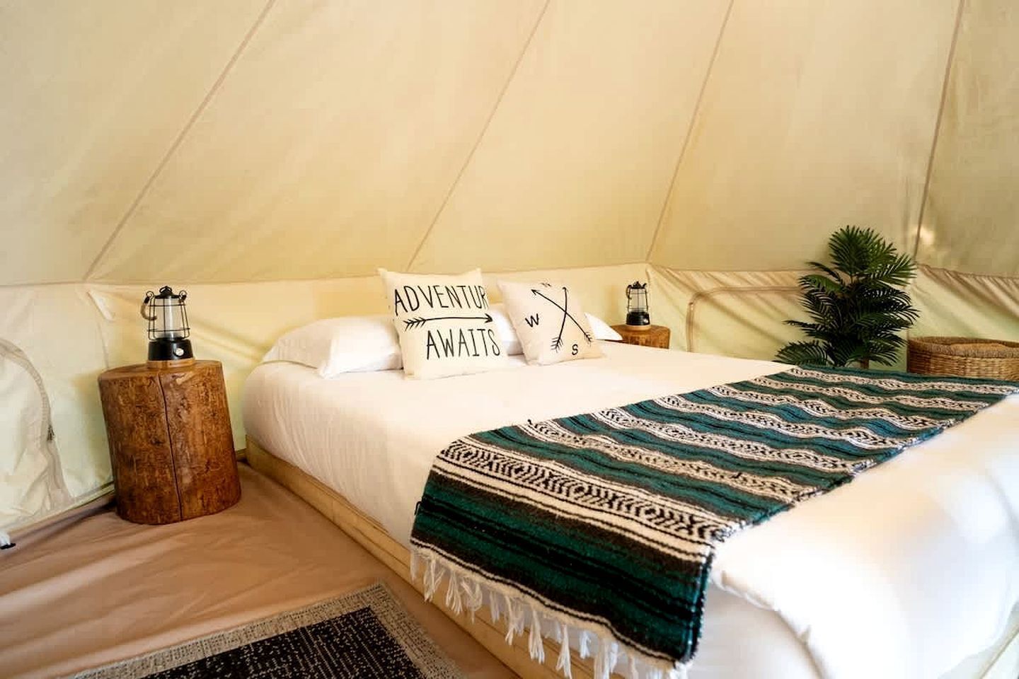1 habitación y ropa de cama 