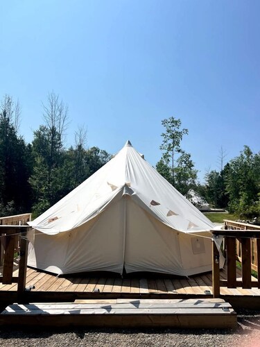 Intimate Luxurious Bell Tent with Fire Pit in Ontario