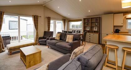 Lodge BR56 at Pevensey Bay, Pevensey Bay