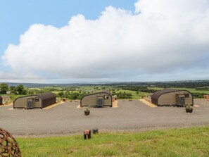 Exterior - Charming Laird Lodge 3 Retreat (Lockerbie)