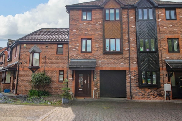 63 Severn Street