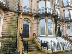 Exterior detail - Sailors & Mermaids, Scarborough (Scarborough)