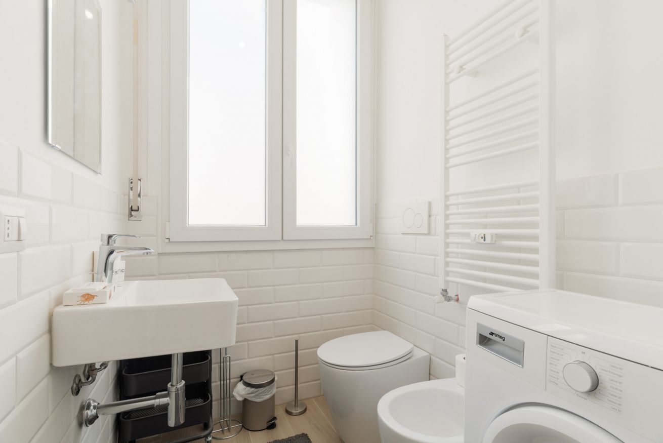 Doccia, bidet, asciugamani