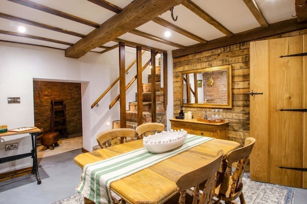 Raven Lane Retreat