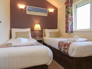 Room - 14 Manleigh Park, Combe Martin (Ilfracombe)