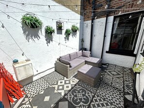 Terrace/patio - Rockton House Whitby Yorkshire (Whitby)