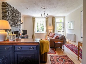Fireplace - Charming Glan yr Afon Retreat (Tywyn)