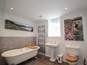 Shower - Charming Srondubh Retreat in Poolewe (Achnasheen)