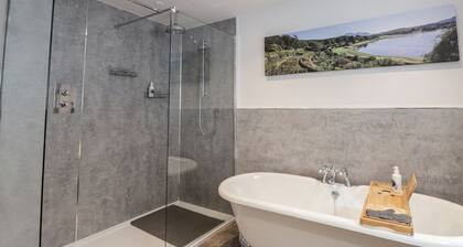 Charming Srondubh Retreat in Poolewe