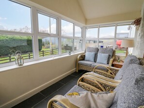 Living area - Tanyrallt Farm, Llanafan Fawr (Builth Wells)