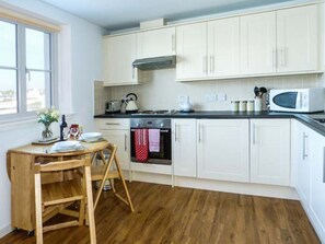Private kitchen - The Clamshell, Isle Of Whithorn (Newton Stewart)