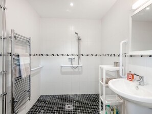 Shower - Willow, Maiden Newton (Dorchester)