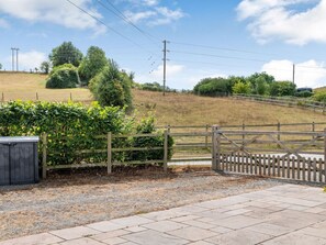Property grounds - Willow, Maiden Newton (Dorchester)