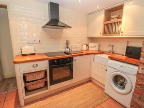 Private kitchen - Holly Cottage, Alnwick (Alnwick)