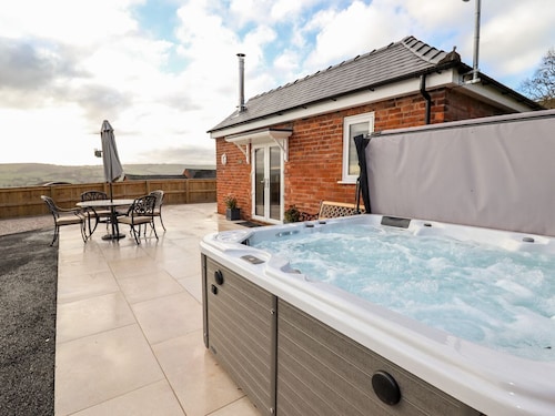 Border View Lodge, Llandrinio